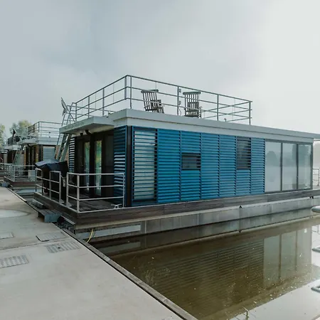 Holiday home Floatinghouses Weserbergland Hoexter