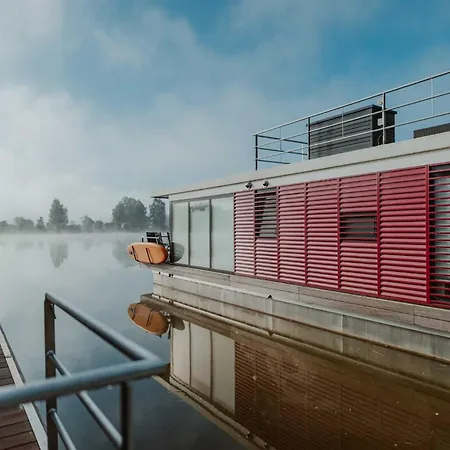 Holiday home Floatinghouses Weserbergland