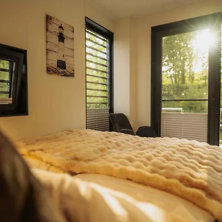 Floatinghouses Weserbergland Holiday home Hoexter