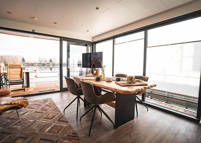 펜션 Floatinghouses Weserbergland *