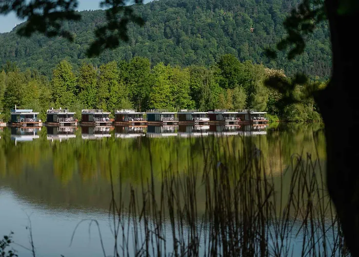 펜션 Floatinghouses Weserbergland 혹스터