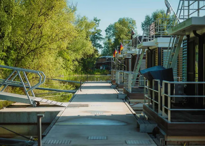 펜션 Floatinghouses Weserbergland 혹스터