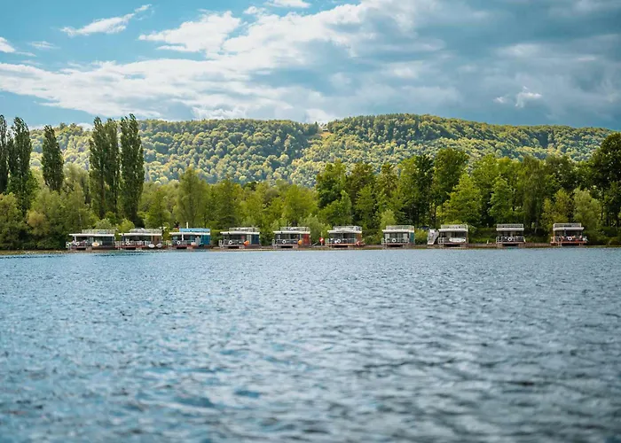 펜션 Floatinghouses Weserbergland 혹스터