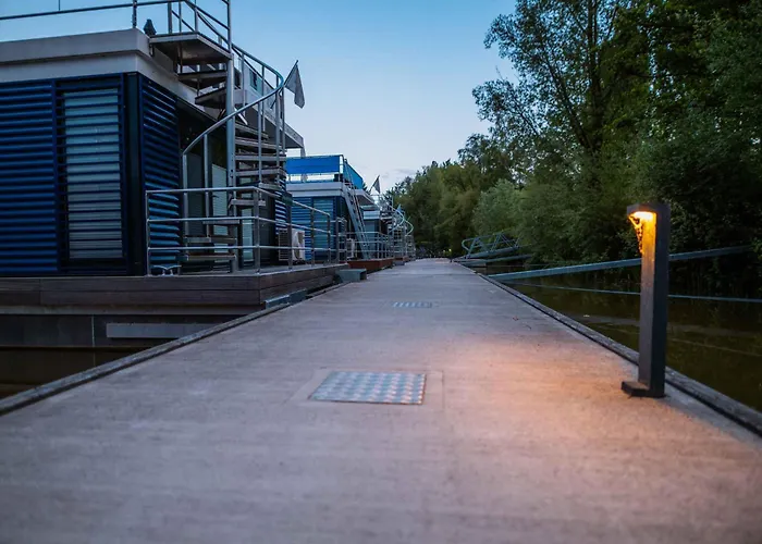 펜션 Floatinghouses Weserbergland